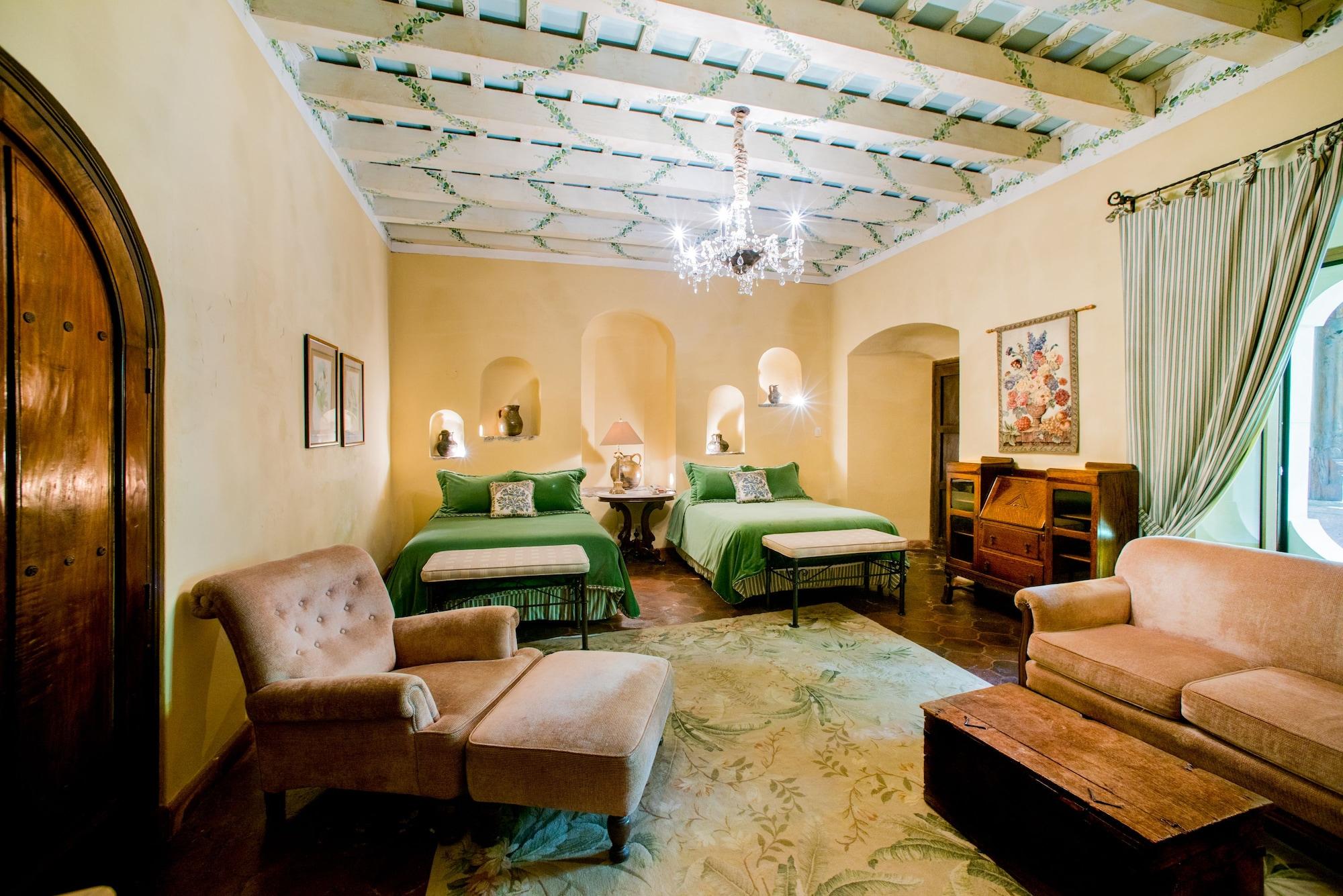 Hotel Palacio De Dona Leonor Antigua Exterior photo
