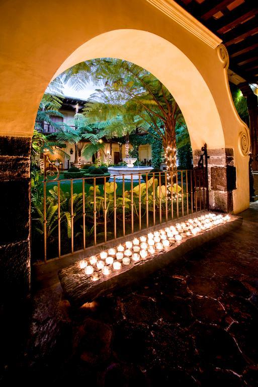 Hotel Palacio De Dona Leonor Antigua Exterior photo